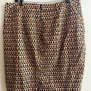 Missimo pencil skirt, black and yellow. Size 16.